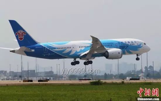 印度客機(jī)墜毀：波音787全球首起致命空難解析