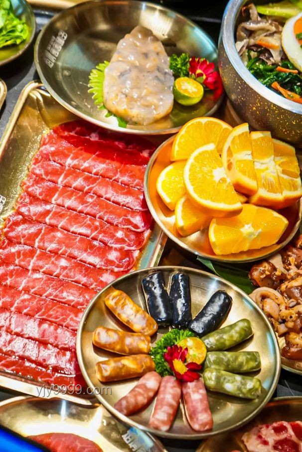 海底撈跨界賣盒飯：創(chuàng)新求生的火鍋新篇