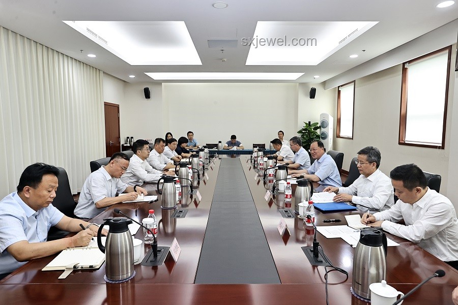 國家鐵路局局長費東斌被查：深度解析與影響展望