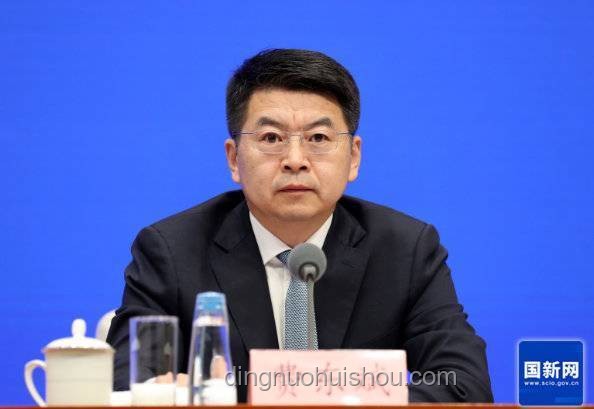 國(guó)家鐵路局局長(zhǎng)費(fèi)東斌被查事件深度剖析
