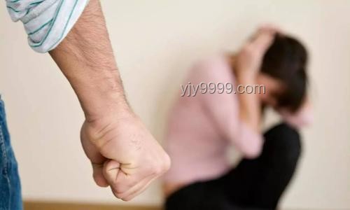 夫妻毆打女兒：嚴(yán)重家庭暴力行為解析