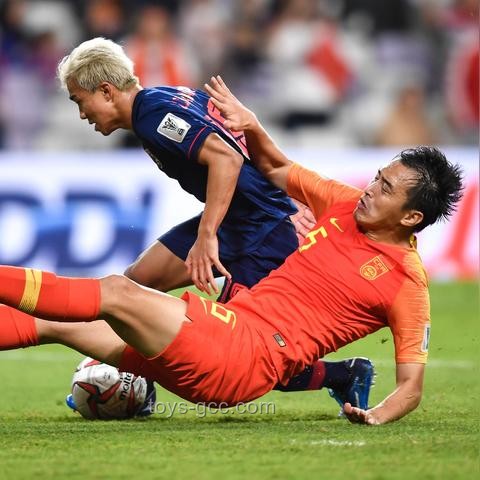 伊朗報復(fù)升級：密集導(dǎo)彈發(fā)射后的中東局勢趨勢預(yù)測