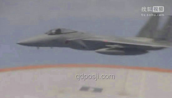 日本艦機(jī)頻繁抵近滋擾我國(guó)航母編隊(duì)：安全挑戰(zhàn)與國(guó)際法邊界