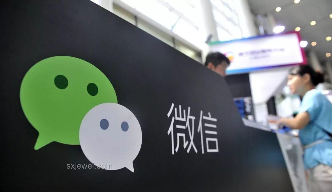 影視搬運(yùn)工與起名鬼才：創(chuàng)意與功能對比