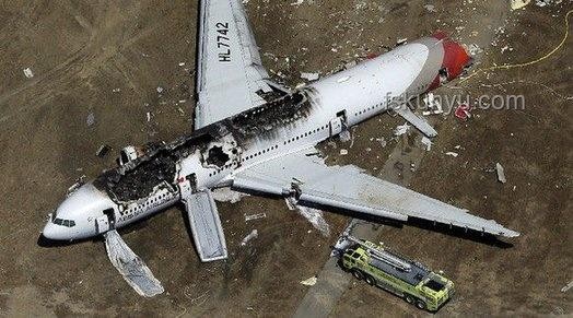 印空難幸存者奇跡逃生：航空安全警鐘長鳴