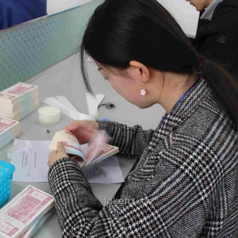 21世紀(jì)生物學(xué)發(fā)展探析：天坑還是高地？