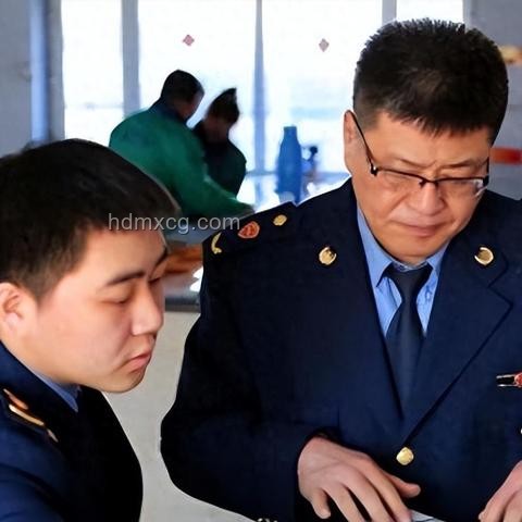 專(zhuān)家公信力重塑：應(yīng)對(duì)預(yù)測(cè)失誤與言論爭(zhēng)議的解決方案