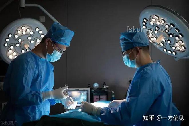 三級醫(yī)院破產(chǎn)與欠薪事件深度對比分析