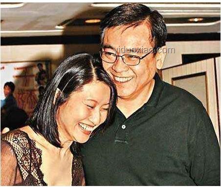 爾冬升與女兒：61歲年齡差的家庭關(guān)系分析