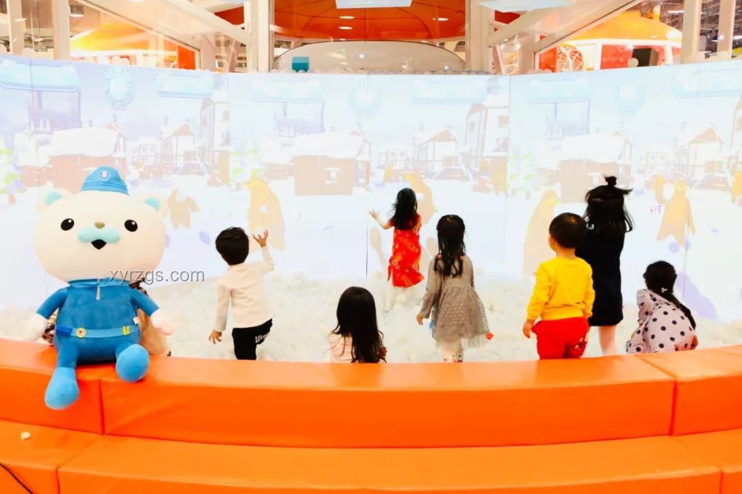 杭州一泡泡瑪特開業(yè)當(dāng)天閉店，我的失望與反思之旅??