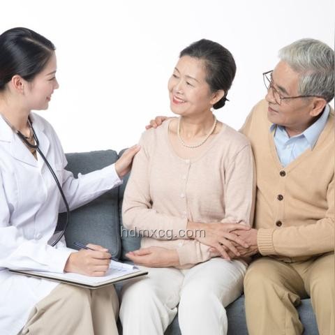 上門護理需求旺，「網(wǎng)約護士」落地難：原因何在？前景如何？