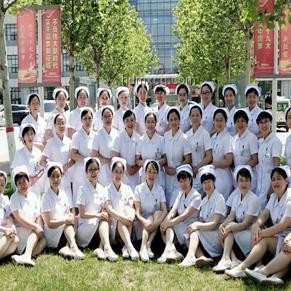 上門護理需求旺，「網(wǎng)約護士」落地難：原因何在？前景如何？