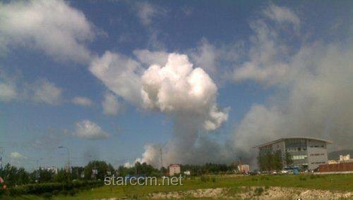湖南爆炸花炮廠事故：?jiǎn)T工趴水溝逃生的深度分析