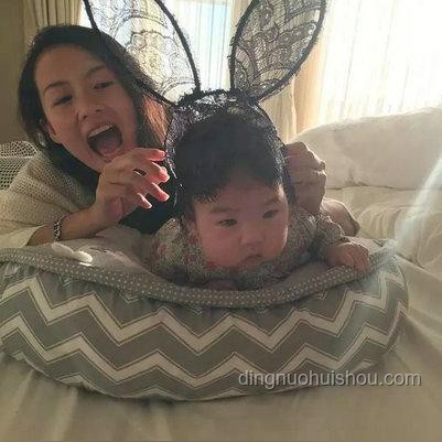 章子怡攜9歲女兒醒醒亮相上影節(jié)