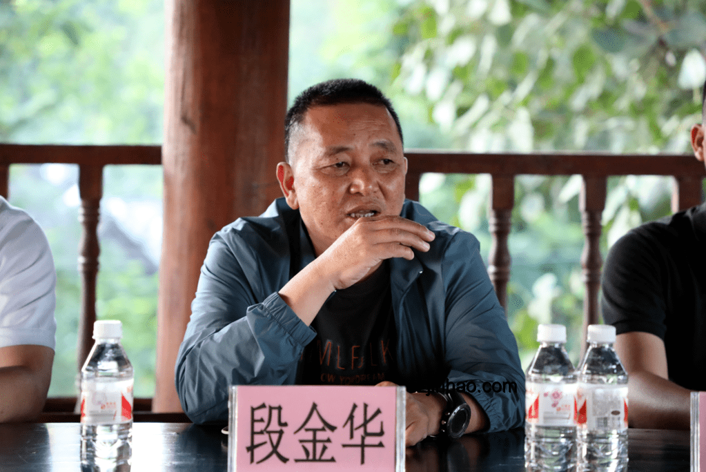大冰勸張雪峰：行善需揚，傳遞正能量