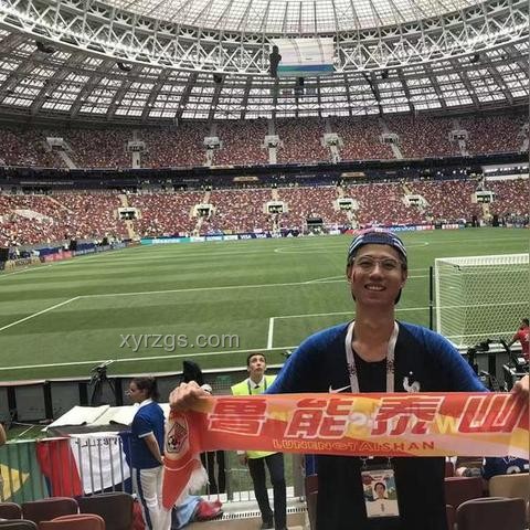 熱播劇男演員兼職泰山陪爬現(xiàn)象深度剖析