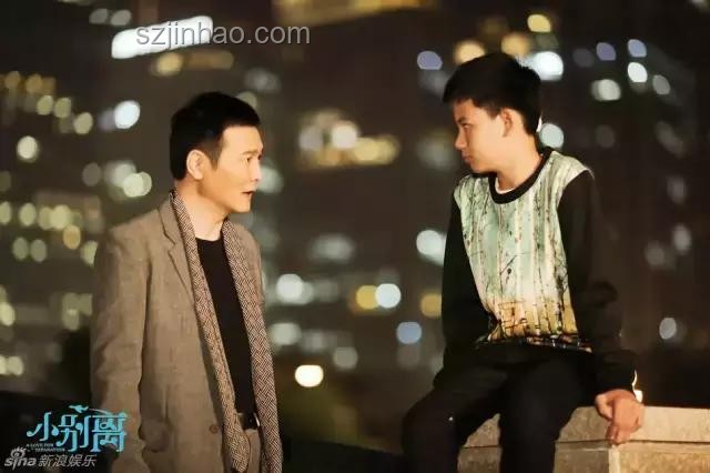 熱播劇男演員與兼職泰山陪爬：職業(yè)路徑與社會(huì)影響對(duì)比