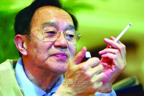 “錢德勒演員死亡案”后續(xù)：法律嚴(yán)懲與醫(yī)療監(jiān)管新趨勢