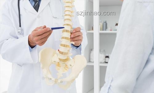 男生拍視頻意外診斷脊柱隱裂：自我檢查與應對指南