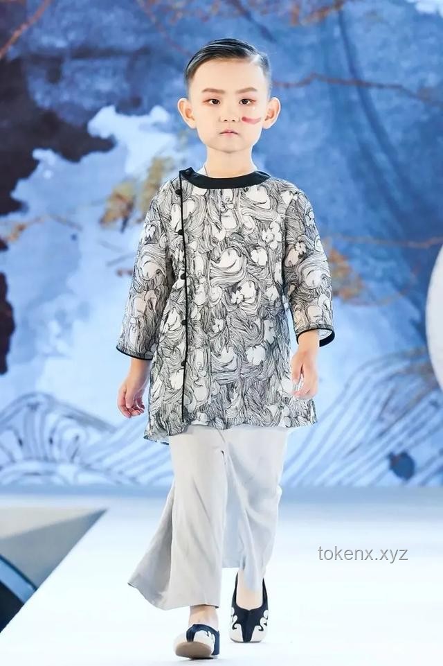 登陸少年時裝周首秀全攻略