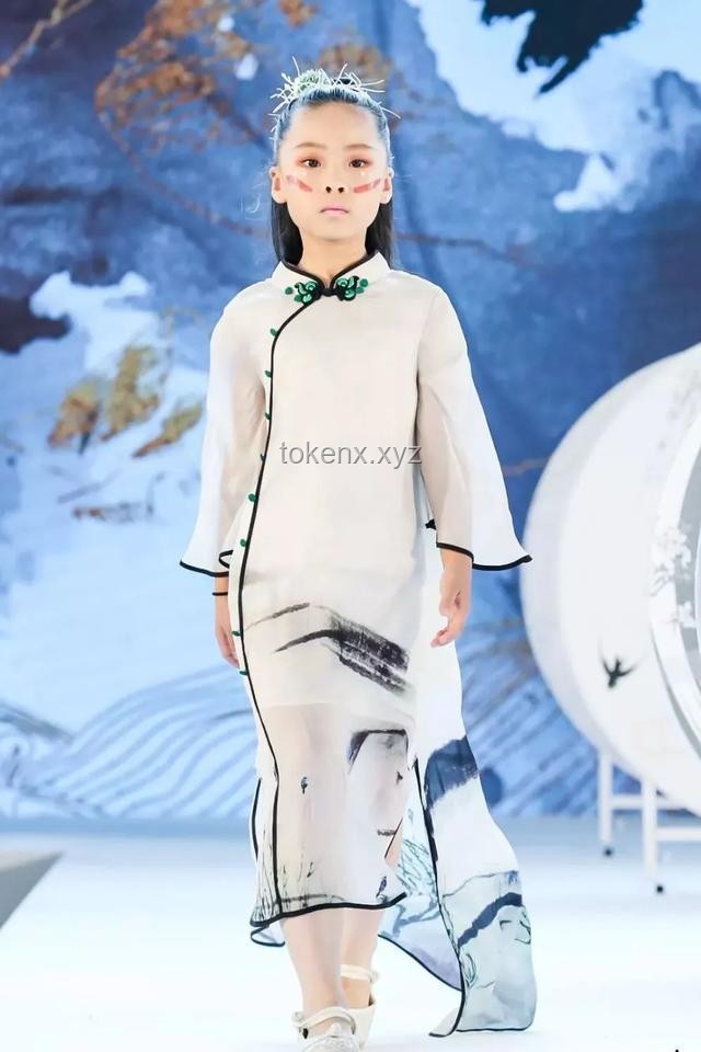登陸少年時裝周首秀全攻略