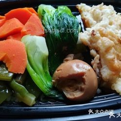 網(wǎng)絡(luò)新食尚：濃縮營養(yǎng)餐，顛覆正餐新概念