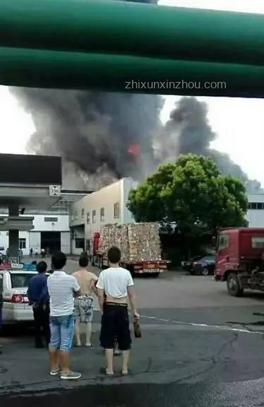 重慶萬州區(qū)高梁鎮(zhèn)紙廠清晨大火案例研究