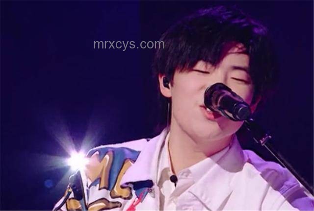 許嵩歌曲意外促姻緣，音樂社交新趨勢洞察