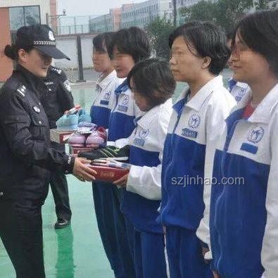 酒店洗漱包驚現(xiàn)HIV檢測(cè)盒，我的意外之旅