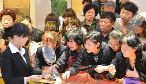 中國大媽黃金投資新視角：專家稱未被套牢