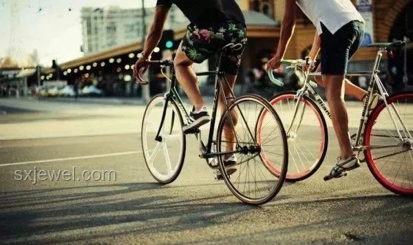 自行車通勤騎行防御性技巧對比分析
