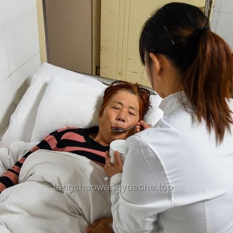 面對(duì)家庭困境：高收入者的責(zé)任與自我平衡指南