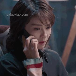 家庭困境下的責任與選擇：抑郁癥媽、不負責爸、躺平弟與高收入我的對比