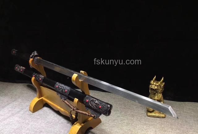 賽博唐橫刀引領(lǐng)高端鋼刀市場(chǎng)新風(fēng)尚