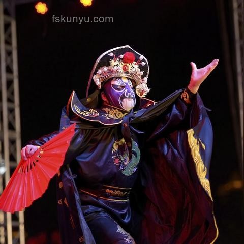 《川劇變臉》：傳統(tǒng)藝術的魅力與現(xiàn)代傳承