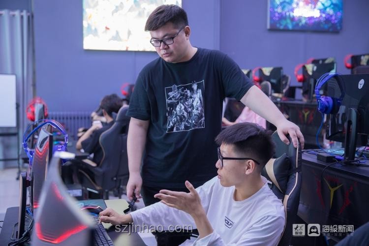 帶小馬哥回趟國：國內(nèi)與海外生活體驗對比分析