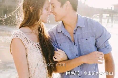 女人想讓男人“得手”的4種暗示，你讀懂了嗎？