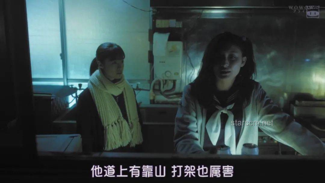 女孩遭遇噩夢，父愛無聲卻悲壯的抗?fàn)??