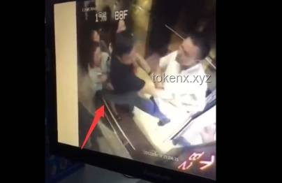 醉酒男子電梯內(nèi)撕扯女孩頭發(fā)事件分析