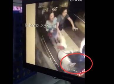 醉酒男子電梯內(nèi)撕扯女孩頭發(fā)事件分析