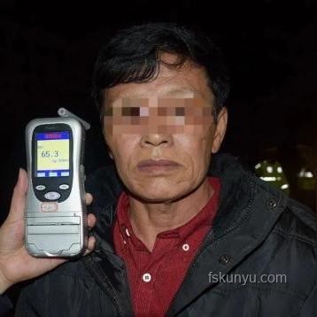 女子騎車逆行肇事逃逸：法律責(zé)任與社會(huì)影響深度剖析
