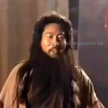 當(dāng)三十個(gè)兄弟結(jié)婚穿了最帥的一套過(guò)來(lái)：婚禮服飾選擇與兄弟情誼
