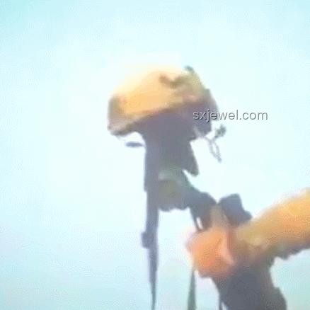 軍事與游戲領(lǐng)域扳機(jī)對(duì)比分析