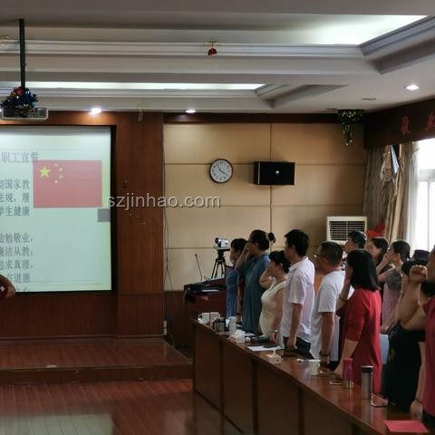 青島大學(xué)畢業(yè)典禮：創(chuàng)新演繹與思政教育融合的新篇章