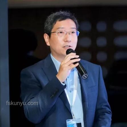 ??全合成的意義：一場探索與成長的科技之旅