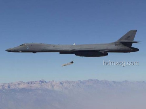 B-2轟炸機(jī)襲伊：創(chuàng)新戰(zhàn)略與跨界思維的碰撞