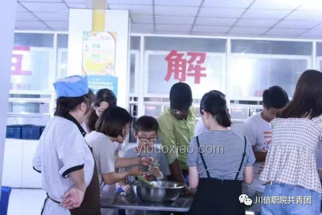 食堂阿姨致辭觸動(dòng)人心的奧秘