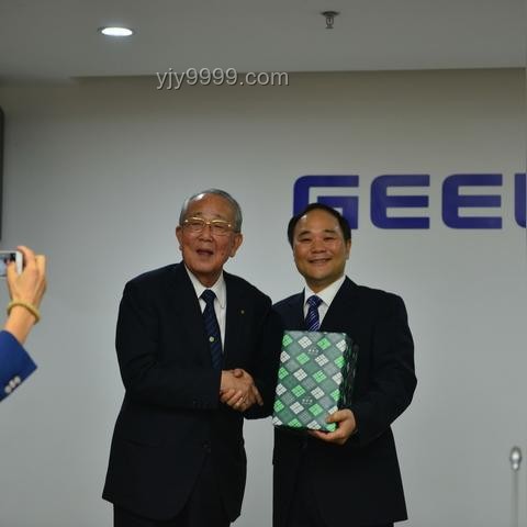 銷冠李老板最長前搖名場面！深度解析銷售技巧與行業(yè)趨勢