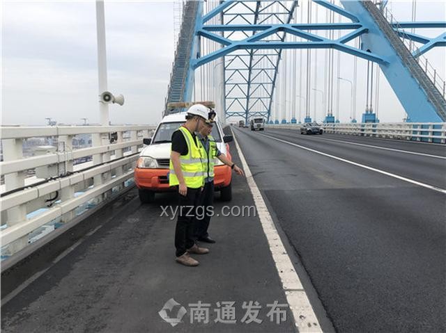 廈蓉高速大橋垮塌卡車司機獲救方案