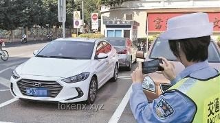 小區(qū)車(chē)位10萬(wàn)，月租300元：購(gòu)車(chē)位還是租車(chē)位？深度解析
